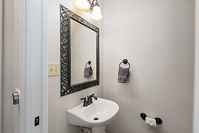 Upstay - East Austin Family Home - 5min From DT