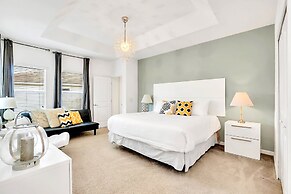 Waterfront Pet-friendly Home w Pool-spa-games-bbq