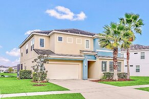 Waterfront Pet-friendly Home w Pool-spa-games-bbq