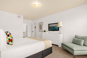 Spacious Home w Garden BBQ and Games at Golf Club