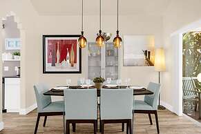 Spacious Home w Garden BBQ and Games at Golf Club