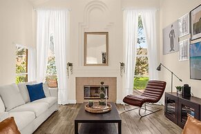 Spacious Home w Garden BBQ and Games at Golf Club