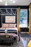 Modern ATX Mansion 6th Street 3 min Scooter