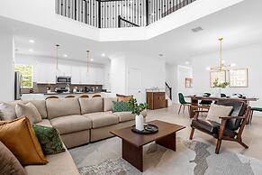 Upstay - Modern Luxury Home w Pool Spa Resort