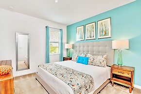 Near Disney Home With Movies Pool Deck BBQ