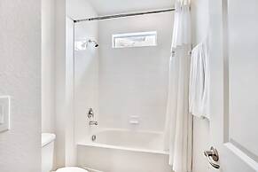 Near Disney Home With Movies Pool Deck BBQ