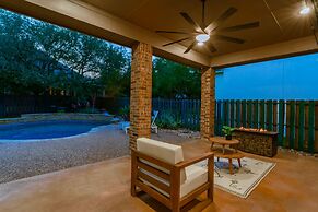 Upstay - Spacious Home w Pool-hot Tub-office-yard