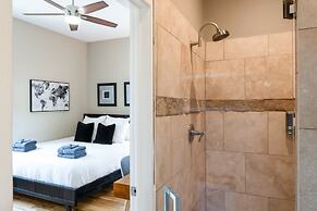 Upstay - Newly Built Modern Home w Private Pool