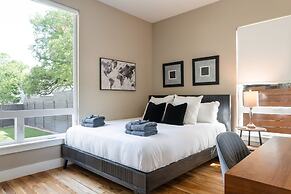 Upstay - Newly Built Modern Home w Private Pool