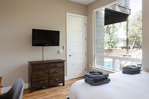 Upstay - Newly Built Modern Home w Private Pool