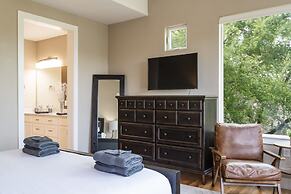 Upstay - Newly Built Modern Home w Private Pool