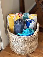 Upstay - Newly Built Modern Home w Private Pool