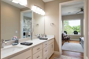 Upstay - Newly Built Modern Home w Private Pool