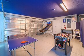 Upstay - Resort Home With Pool-bbq-games Room