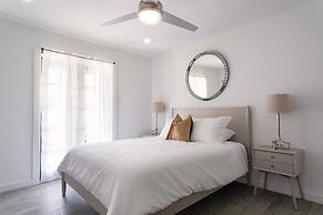 Upstay - Multiple Patio Decks Fenced-in Yard BBQ