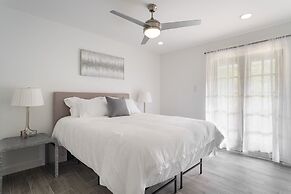 Upstay - Multiple Patio Decks Fenced-in Yard BBQ