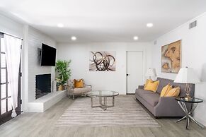 Upstay - Multiple Patio Decks Fenced-in Yard BBQ