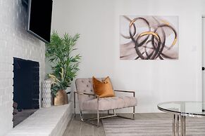 Upstay - Multiple Patio Decks Fenced-in Yard BBQ