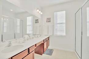 Waterfront Family Mansion w Pool BBQ Games Room