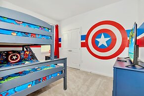 Waterfront Family Mansion w Pool BBQ Games Room