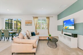 Resort Home w Pool Games BBQ - Near Disney