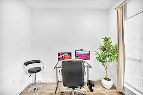 Upstay - Lakeside Getaway - Pool Hot Tub Games