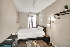 Upstay - Lakeside Getaway - Pool Hot Tub Games