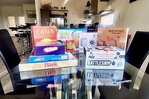 Upstay - Lakeside Getaway - Pool Hot Tub Games