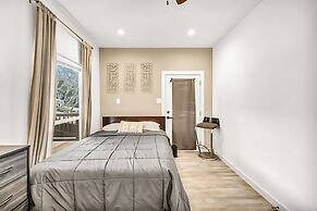 Upstay - Lakeside Getaway - Pool Hot Tub Games