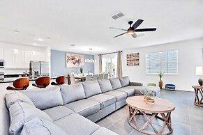 Upstay - Pet-friendly 20guest Home w Pool Hot Tub