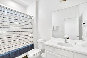 Upstay - Pet-friendly 20guest Home w Pool Hot Tub