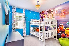 Upstay - 18-guest Mansion w Pool Games Cinema