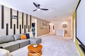 Upstay - 18-guest Mansion w Pool Games Cinema