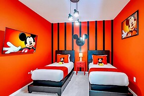 Upstay - 18-guest Mansion w Pool Games Cinema