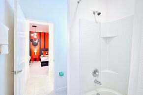 Upstay - 18-guest Mansion w Pool Games Cinema