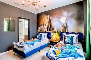 Upstay - 18-guest Mansion w Pool Games Cinema