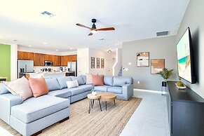 Upstay - 18-guest Mansion w Pool Games Cinema