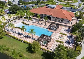 Upstay - 20-guest-all-theme-rooms-pool-spa-theatre