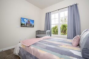 Upstay - Disney Themed House - Sleeps 16