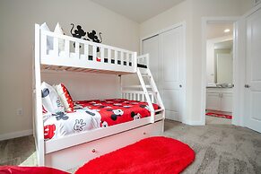 Upstay - Disney Themed House - Sleeps 16