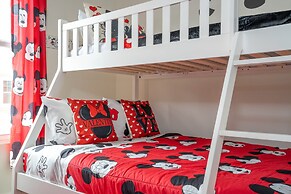 Upstay - Disney Themed House - Sleeps 16