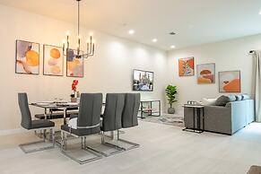 Upstay - Disney Themed House - Sleeps 16