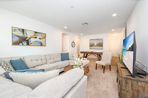 20 Guest Family-friendly Mansion at Sonoma Resort