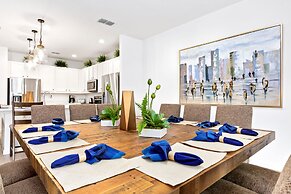 20 Guest Family-friendly Mansion at Sonoma Resort