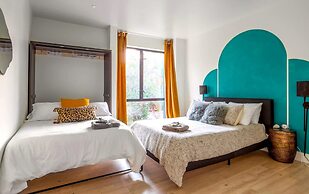 Eastside Mansion Pool Rainey St 7 min Drive