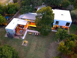 Eastside Mansion Pool Rainey St 7 min Drive