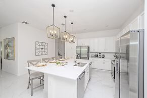 Luxury Private Pool 26 Guest Capacity Mansion