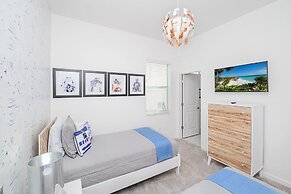 Luxury Private Pool 26 Guest Capacity Mansion