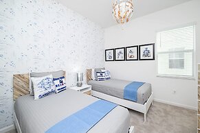 Luxury Private Pool 26 Guest Capacity Mansion