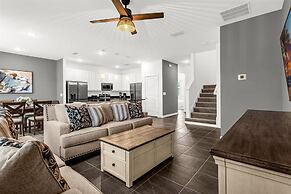 Upstay - Ultimate Orlando Oasis w Pool and Hot Tub